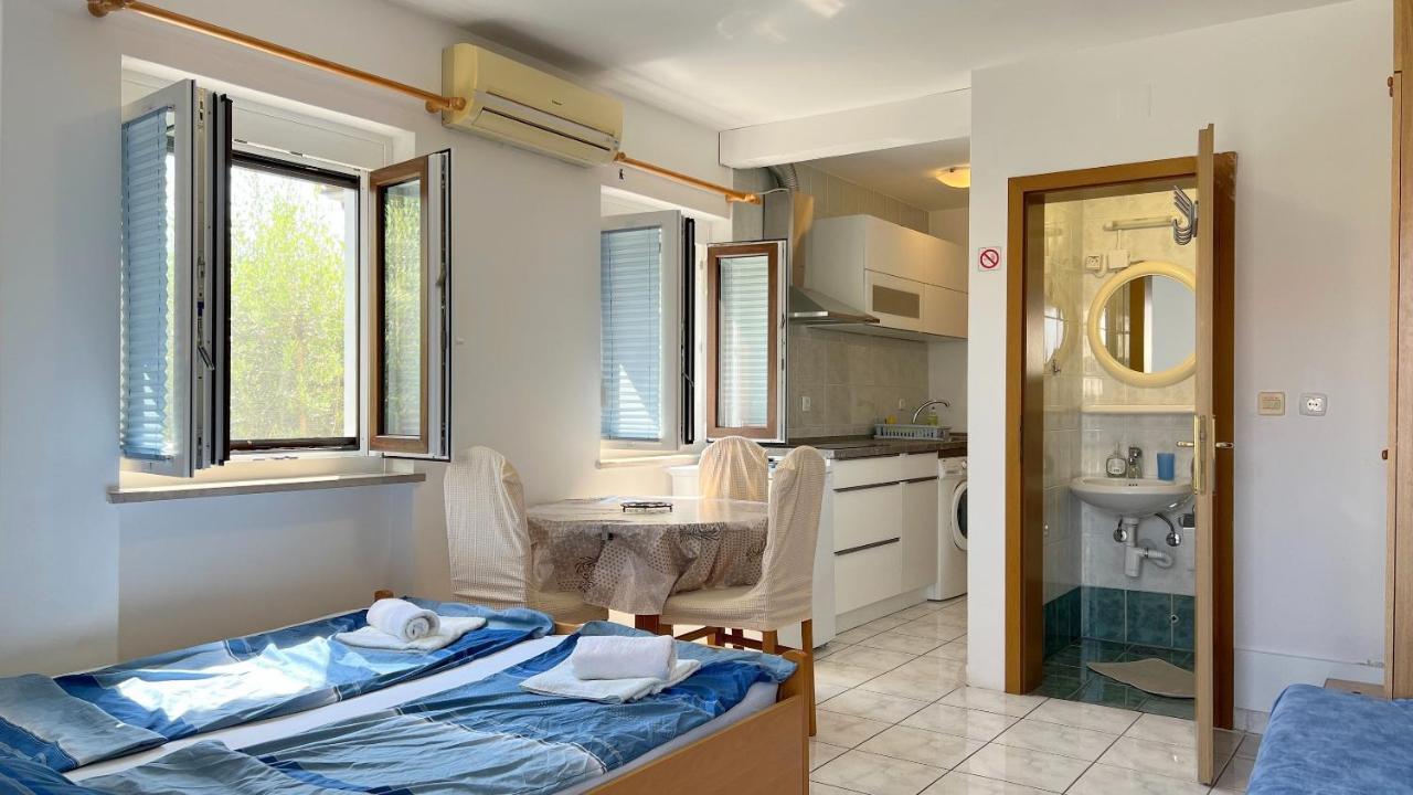 איזולה ❷⓿❷❸ Apartment Dolphin מראה חיצוני תמונה