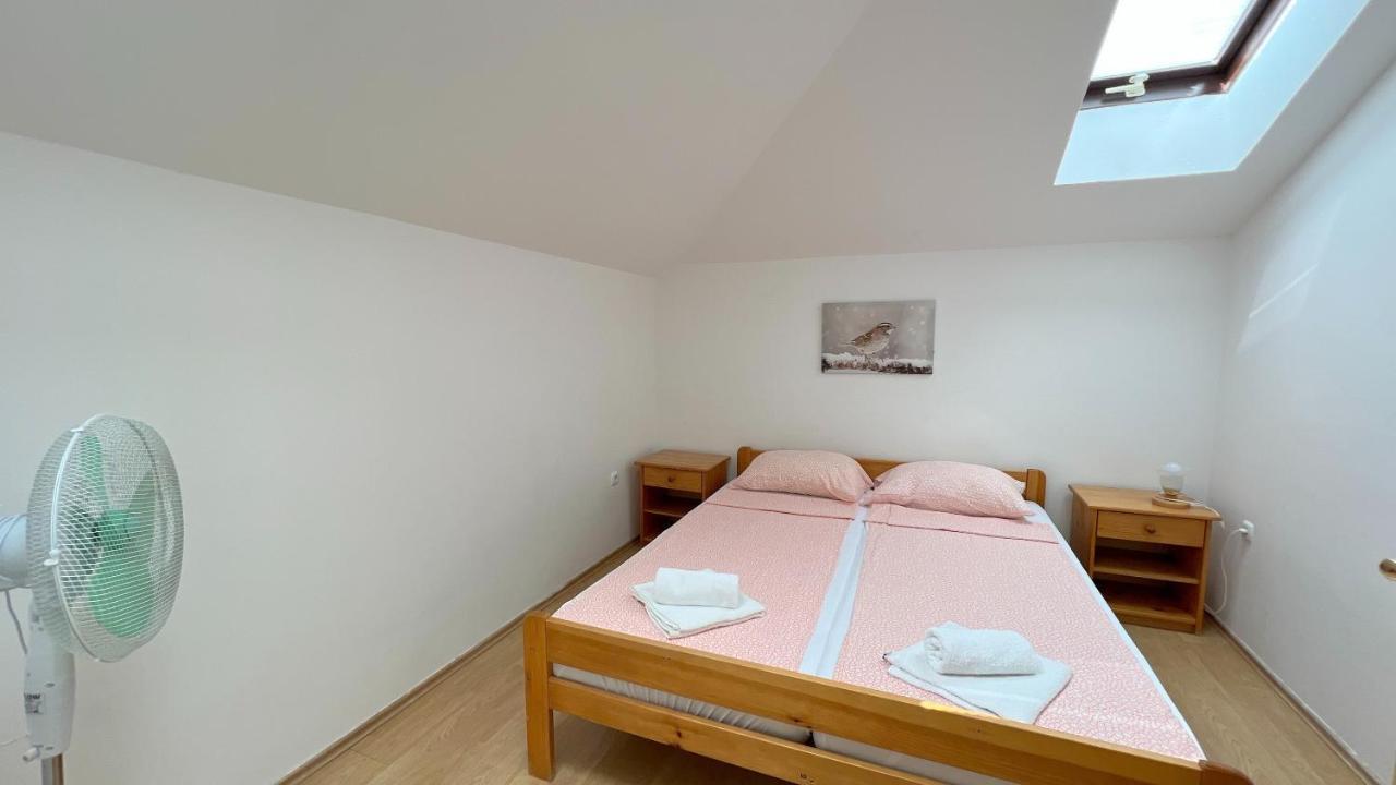 איזולה ❷⓿❷❸ Apartment Dolphin מראה חיצוני תמונה