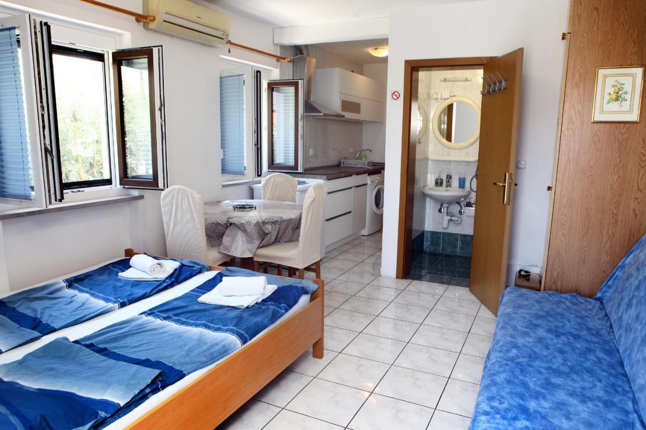 איזולה ❷⓿❷❸ Apartment Dolphin מראה חיצוני תמונה